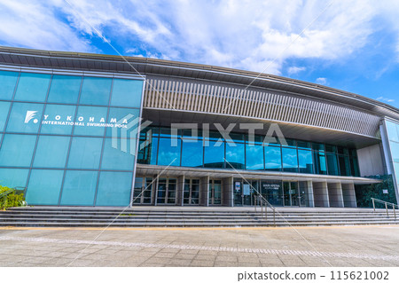 Yokohama cityscape in Japan, overlooking the Yokohama International Pool and other areas 115621002