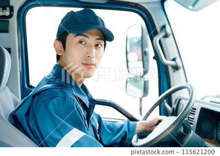 Male truck driver 115621200