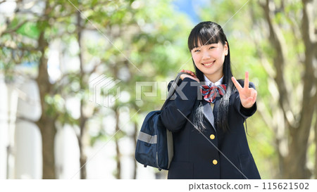 高中女生通勤上學新鮮綠色和平 115621502