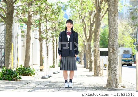 高中女生上下學清新綠色全身 115621515