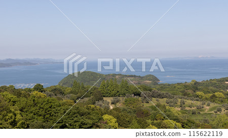 The blue sea and blue sky of the Seto Inland Sea The blue sea and blue sky of the Seto Inland Sea 115622119