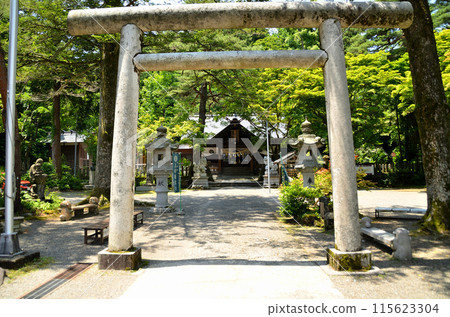 Kasugayama Shrine enshrines the god of victory in Joetsu City, Niigata Prefecture Kasugayama Shrine enshrines the god of victory in Joetsu City, Niigata Prefecture 115623304