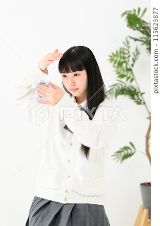 Patsun，在乎瀏海的高中女生 115623877