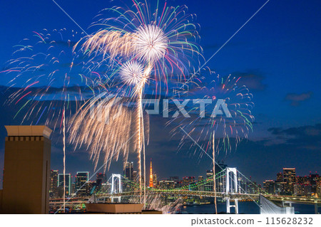 Odaiba fireworks brighten up the Tokyo sky 115628232