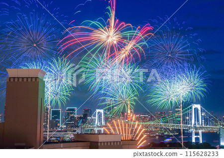 Odaiba fireworks brighten up the Tokyo sky 115628233