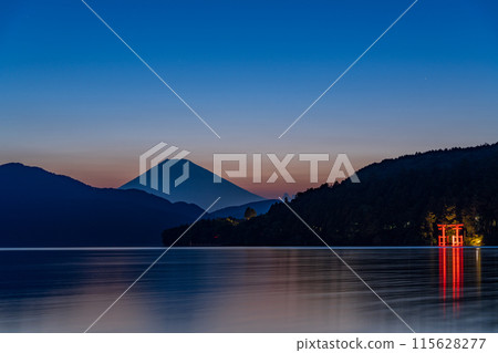 (Kanagawa Prefecture) Evening view of Mt. Fuji from Motohakone (Kanagawa Prefecture) Evening view of Mt. Fuji from Motohakone 115628277