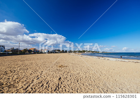 Williamstown Beach in Melbourne Australia Williamstown Beach in Melbourne Australia 115628301