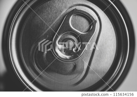 Close-up of an unopened aluminum can with ring pull 115634156