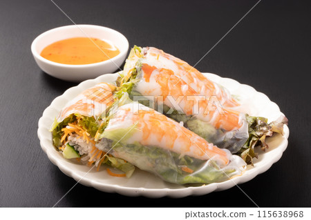 Fresh spring rolls (shrimp) Fresh spring rolls (shrimp) 115638968