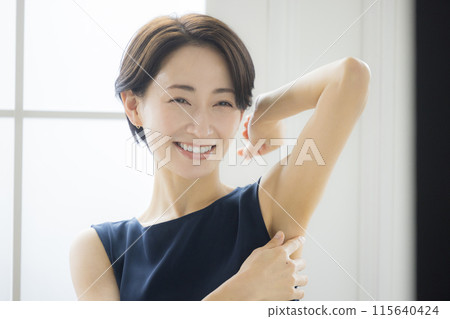 中年婦女注意身體 115640424