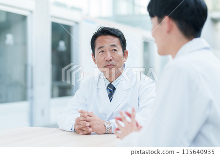 醫生醫院會議 115640935