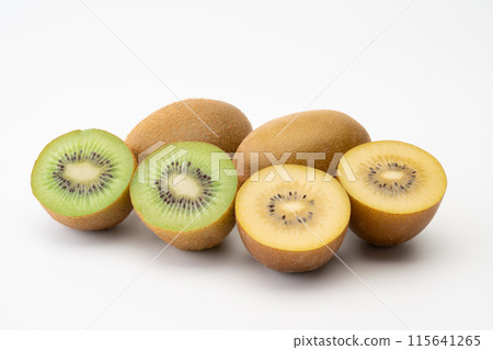 Green kiwi and gold kiwi 115641265