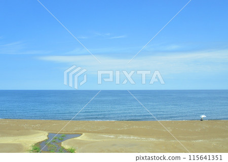 View from the train window from Naoetsu Station to Kashiwazaki Station on the JR East Shinetsu Main Line (Summer 2022) View from the train window from Naoetsu Station to Kashiwazaki Station on the JR East Shinetsu Main Line (Summer 2022) 115641351