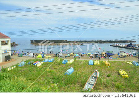 View from the train window from Naoetsu Station to Kashiwazaki Station on the JR East Shinetsu Main Line (Summer 2022) View from the train window from Naoetsu Station to Kashiwazaki Station on the JR East Shinetsu Main Line (Summer 2022) 115641361