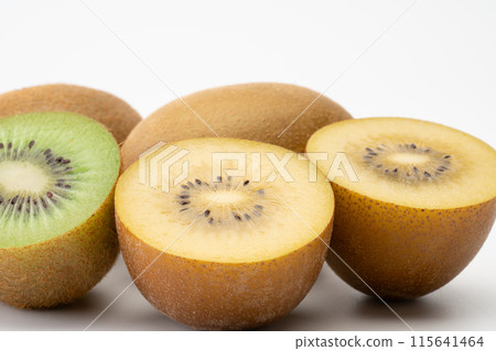 Close-up of green kiwi and gold kiwi 115641464