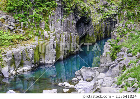 柱狀節理的反射 115641824