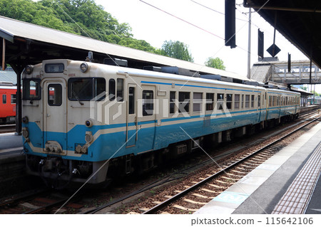 麥線 木葉 40 型 + 木葉 47 型（德島 ⇔ 麥） 115642106