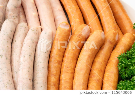 各種類型的維納香腸的特寫 115643006