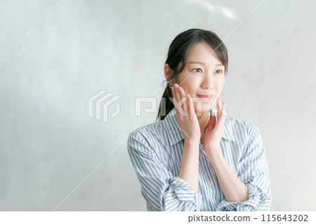 30多歲女性的美麗 30多歲女性的美麗 115643202