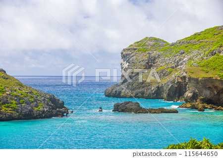 小笠原群島、父島、南島風光 115644650