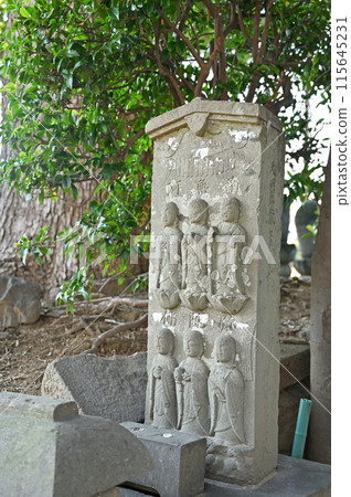 中山道鴻筋寺漫步：淨土宗正願寺院內六地藏碑 115645231