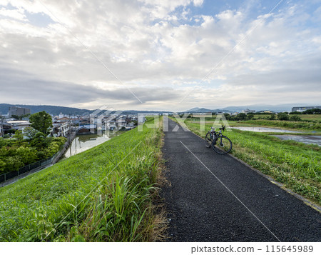 雨後大和川自行車道 雨後大和川自行車道 115645989