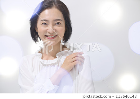 Beauty middle women Beauty middle women 115646148