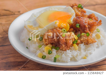 Fried egg and fried rice 115648427