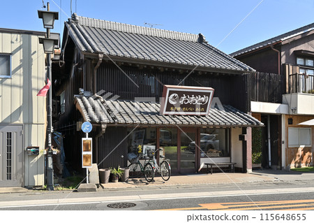 Walking around Konosu-juku on the Nakasendo: Old Nakasendo streetscape - Konosu City dolls Walking around Konosu-juku on the Nakasendo: Old Nakasendo streetscape - Konosu City dolls 115648655