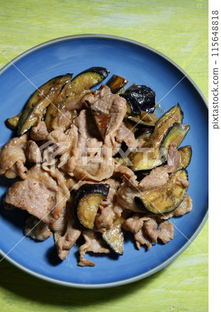 Stir-fried miso with eggplant and pork 115648818