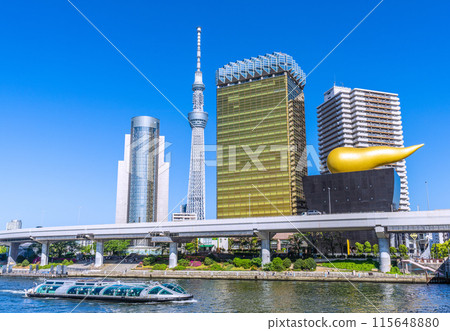 日本東京城市景觀在淺草水上巴士乘車處觀賞螢火蟲和其他景點... = 5 月 3 日 115648880