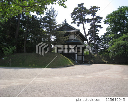 弘前城內部 115650945