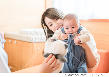 Gentle Obstetrics and Gynecology, Neonatology, Doctor, Doctor, Female Doctor 115651530