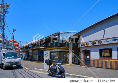 View the south exit of Yomiuri Land-mae Station on the Odakyu Line in Nishiikuta, Tama Ward, Kawasaki City, Kanagawa Prefecture View the south exit of Yomiuri Land-mae Station on the Odakyu Line in Nishiikuta, Tama Ward, Kawasaki City, Kanagawa Prefecture 115652166