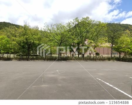 Fukushima Prefectural Museum of Art parking lot 115654886