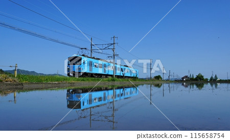 藍色的世界 115658754