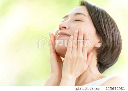 Beauty, refreshing, women 115659981