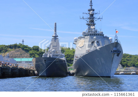 停泊在橫須賀基地的護衛艦,海上自衛隊護衛艦 停泊在橫須賀基地的護衛艦,海上自衛隊護衛艦 115661361