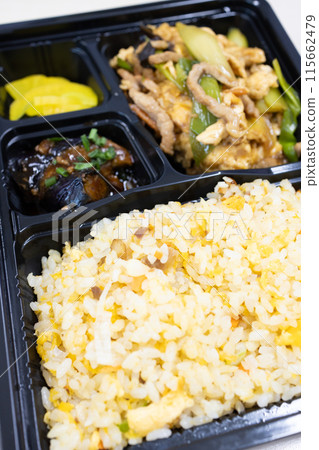 Delicious Chinese fried rice and vegetable bento 115662479