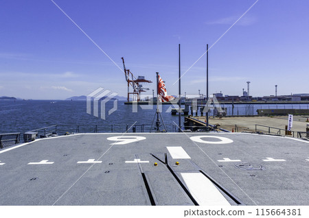 Deck of the destroyer Samidare, Kurashiki City, Okayama Prefecture 115664381