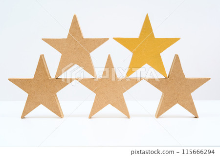 Five star wooden blocks arranged 115666294