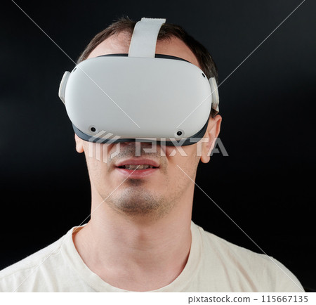 Vr gadget on man head 115667135