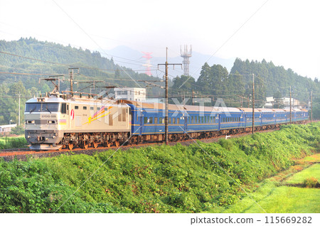 Tohoku Main Line Yaita-Kataoka JR East EF510-509 (Tabata) + 24 series (Oku) Akebono Detour 115669282