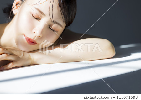 Sun-kissed beauty images Sun-kissed beauty images 115671598