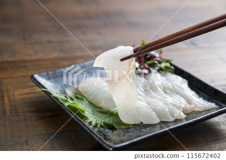日本比目魚生魚片 115672402
