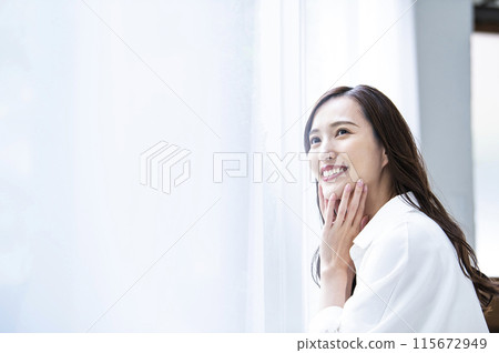 年輕的女士的肖像 115672949