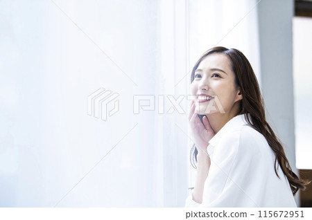 年輕的女士的肖像 115672951