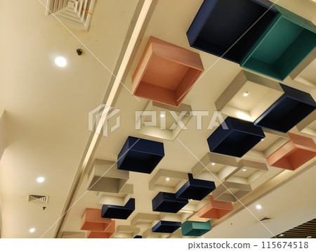 room in city mall 115674518