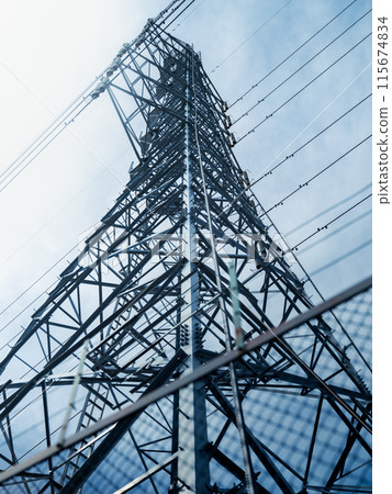 I look up to the iron tower 115674834