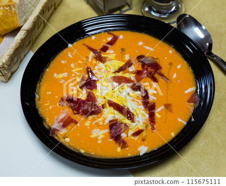 Salmorejo with jamon and boiled egg 115675111